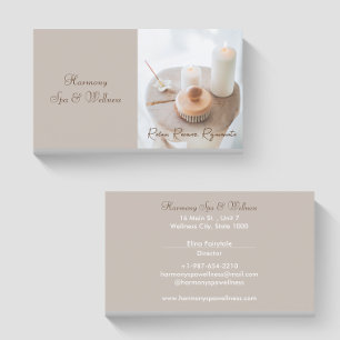 Fleur, Bougie, Spa de brosse et Carte de visite de