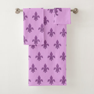Fleur de Lis dans le pourpre violet sur la lavande