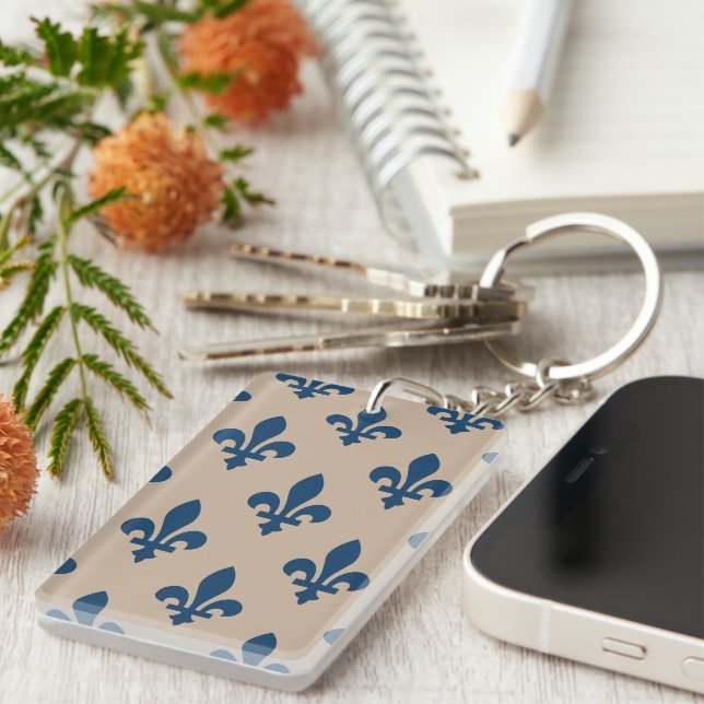 Fleur de Lis Motif, Royal French Blue sur Crème (Devant droit)