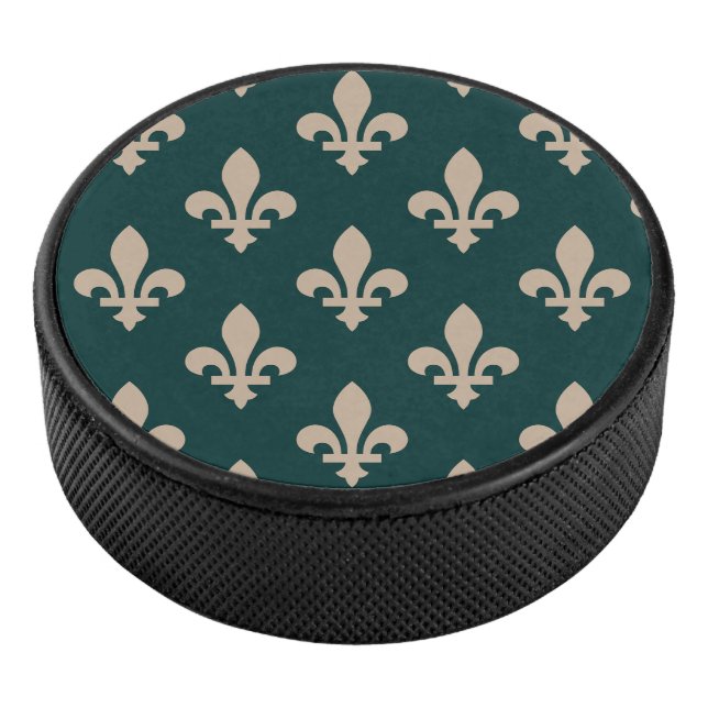 Fleur de Lis Motif, Royal French Creative on Green (3/4/2016 12:00:00 AM)