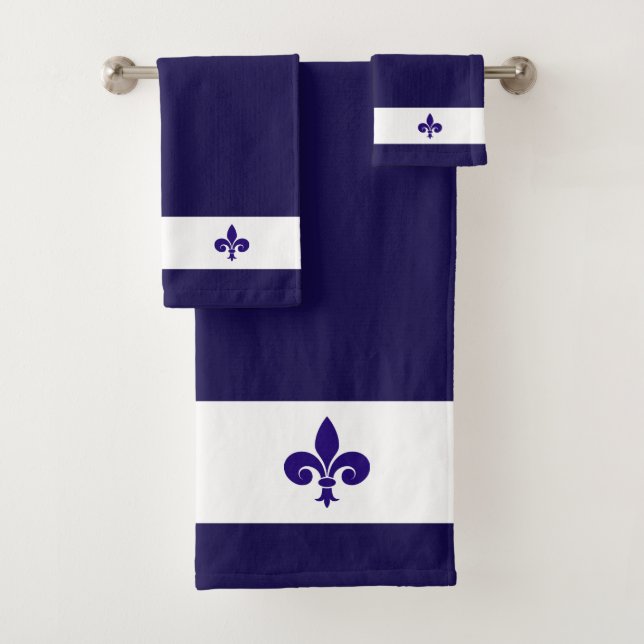 Fleur de Lis on Navy Blue & White Bath Towel Set (Insitu)