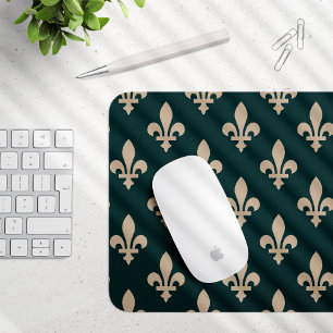 Fleur de Lis Pattern, Royal French Cream on Green Mouse Pad