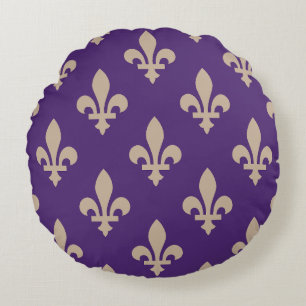 Fleur de Lis Pattern, Royal French Cream on Purple Round Pillow