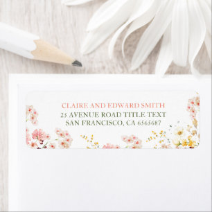 Fleur sauvage d'été coloré mignon
