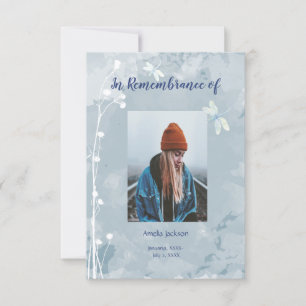 Fleurs blanches de libellules Invitations du servi