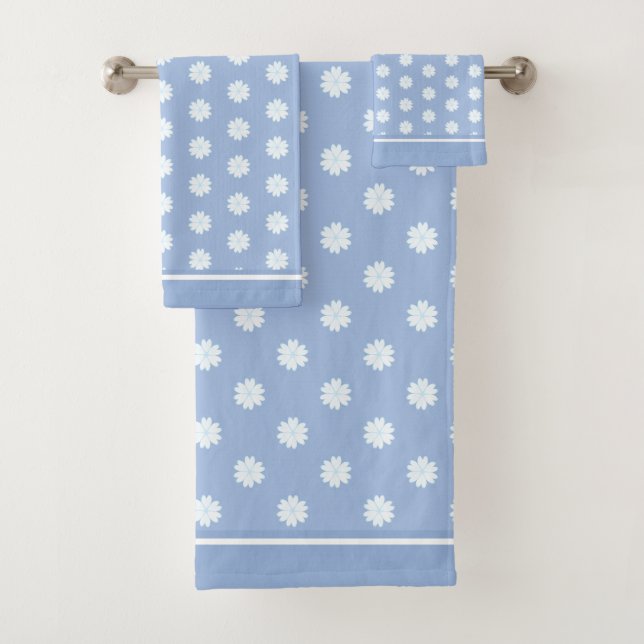 Fleurs cardiaques sur bleu clair (En situation)
