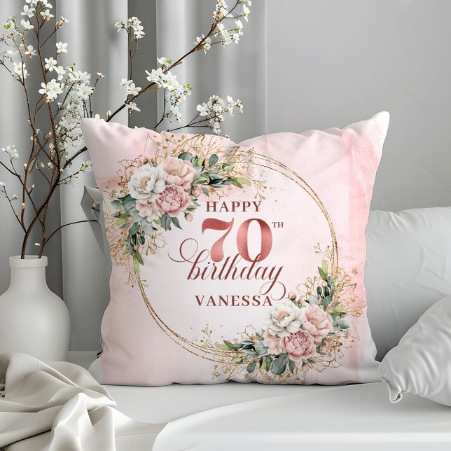 Fleurs de peinture à l'eau rose clair Coussin 70e  (Light Pink Watercolor Flowers Pillow 70th Birthday Pillow)