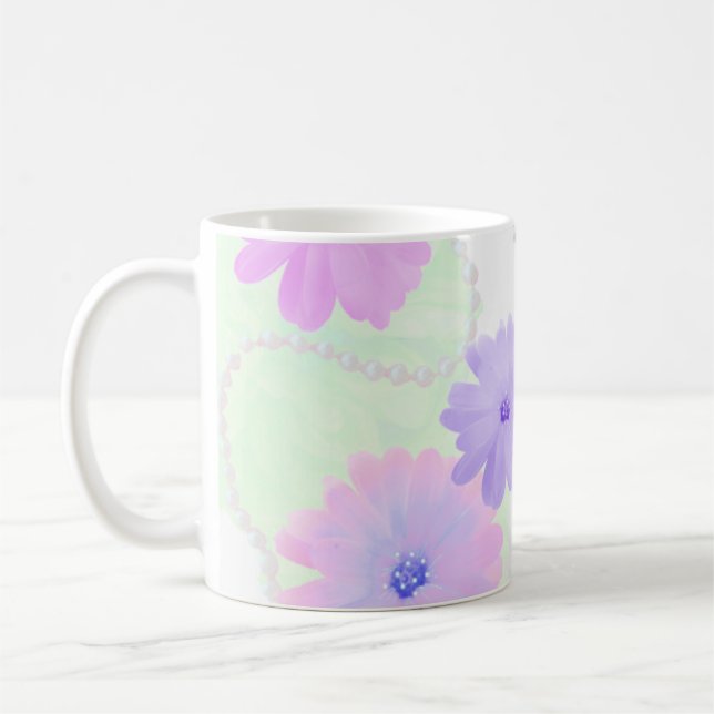 Fleurs délicates et perles de perles de Mug (Gauche)
