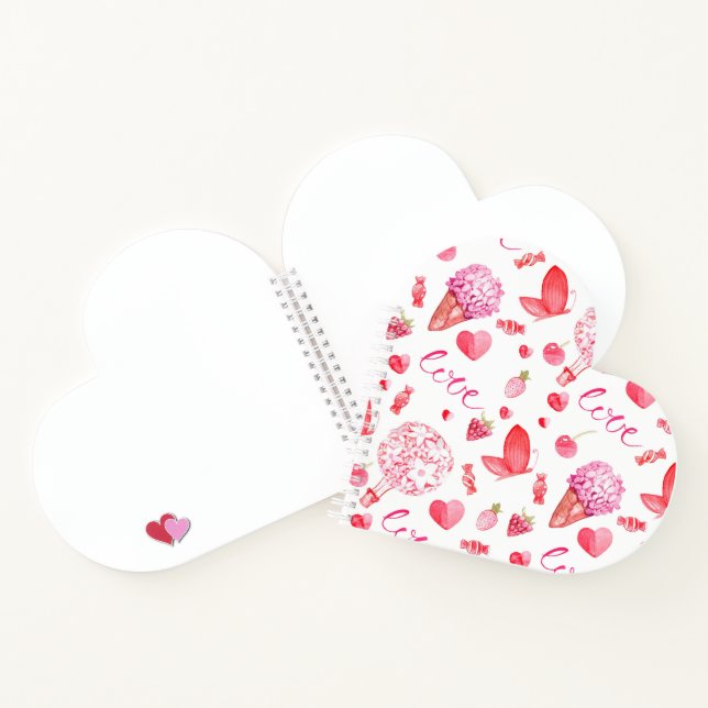 Fleurs en forme de coeur et Carnet spirale d'amour (Intérieur)