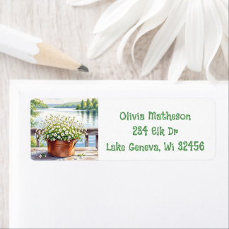Fleurs en pot de cuivre sur Lakehouse Deck