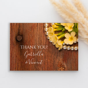 Fleurs Jaunes Grange Mariage campagnard Merci en b