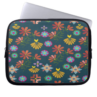 flora pattern laptop sleeve