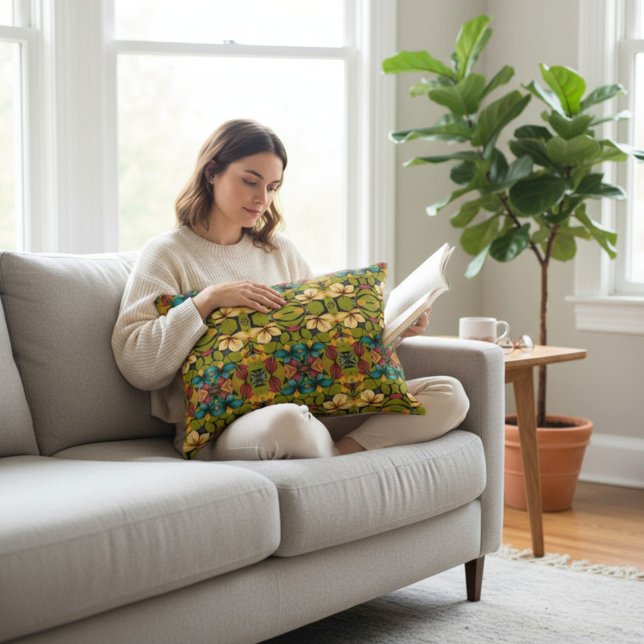 Floral Accent Pillow (Creator Uploaded)