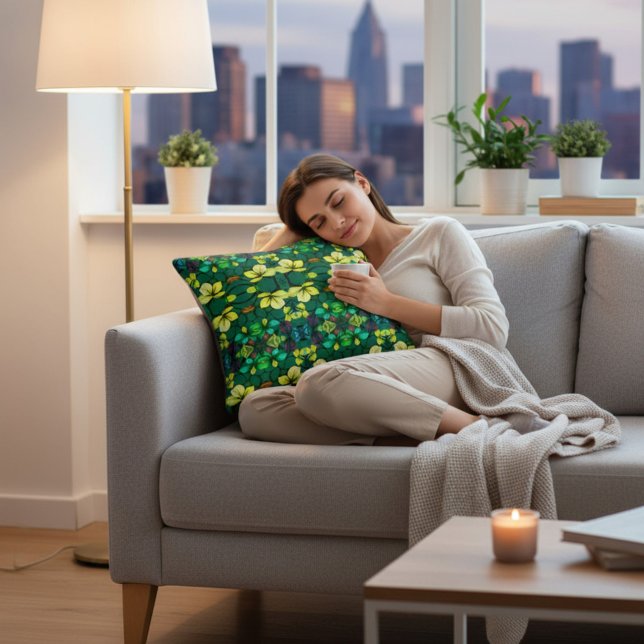 Floral Accent Pillow (Creator Uploaded)