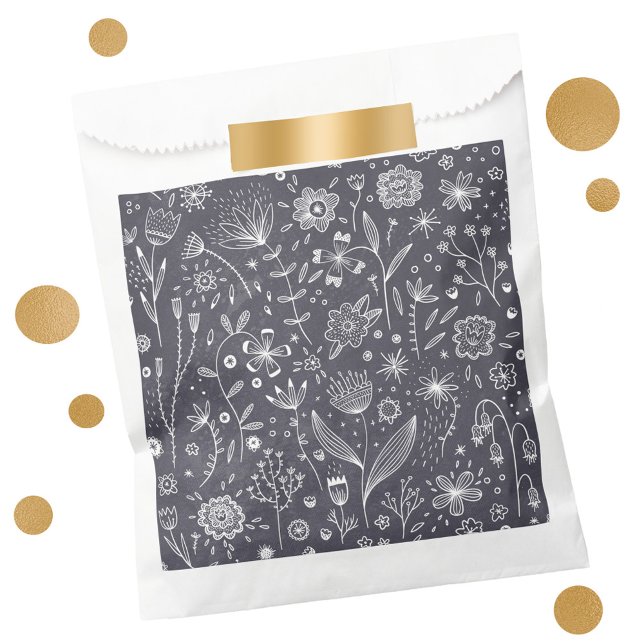 Floral Chalkboard Favour Bag (Chalkboard floral art favor bag)