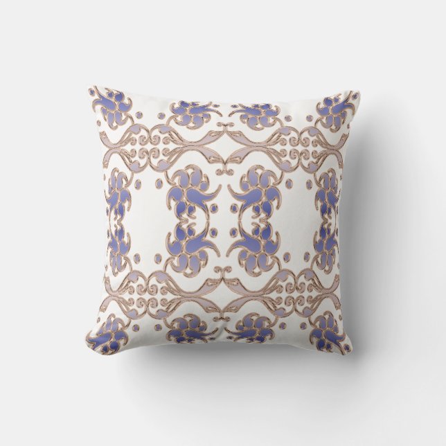 Floral damask golden pattern throw pillow (Front)