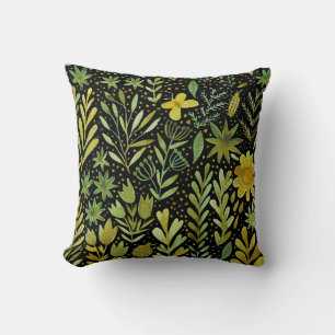 Floral Elegance: Vintage Watercolor Pattern Throw Pillow