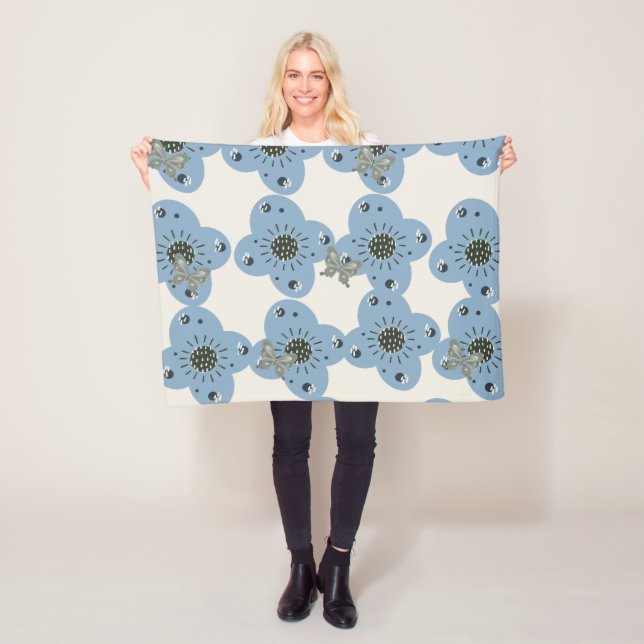 Floral Fleece Blanket (In Situ)