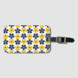 Floral Fusion: Vibrant Background Design Luggage Tag