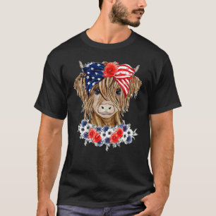 Floral Highland Cow Heifer Western Patriotic US Fl T-Shirt