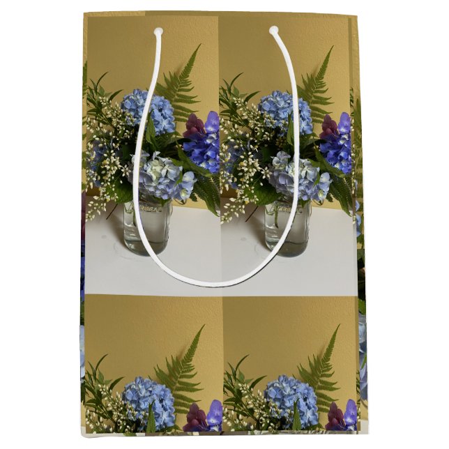 Floral  medium gift bag (Front)