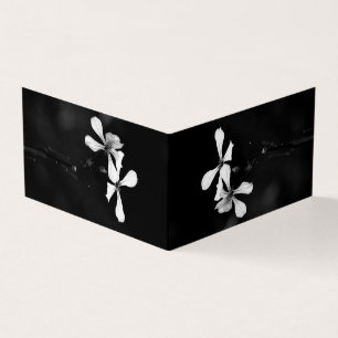 floral noir et blanc minimal