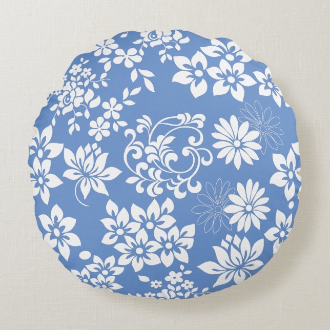 Floral pattern.b L Blue BG Round Pillow (Front)