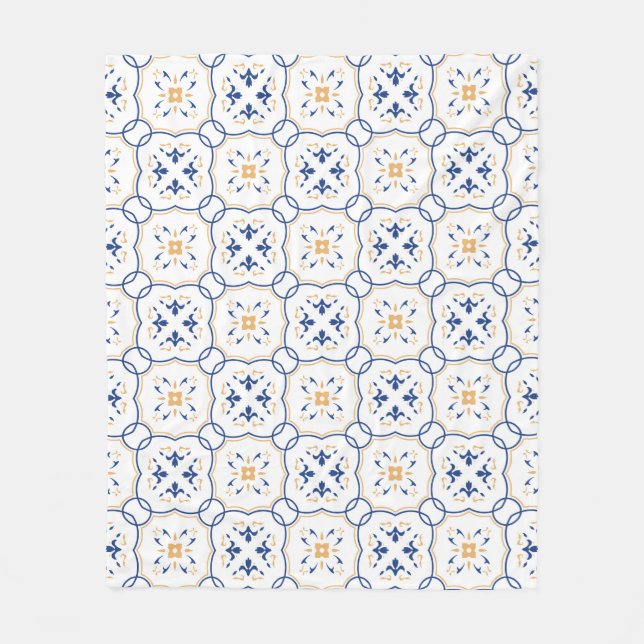 Floral Pattern Fleece Blanket (Front)