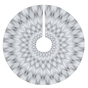 Floral Pattern in Black and White Brushed Polyester Tree Skirt