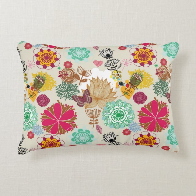 Floral pattern in retro style accent pillow (Front)