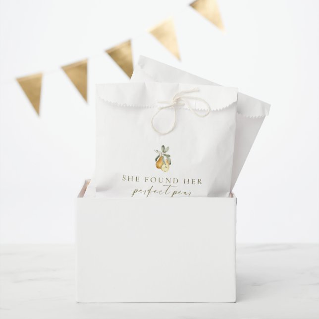 Floral perfect pear bridal shower favour bag (Party)