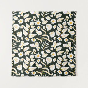 Floral seamless pattern with butterflies and bugs. tapestry