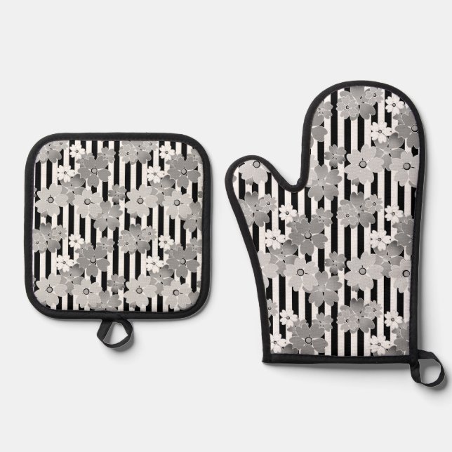 Floral, striped  oven mitt & pot holder set (Front)