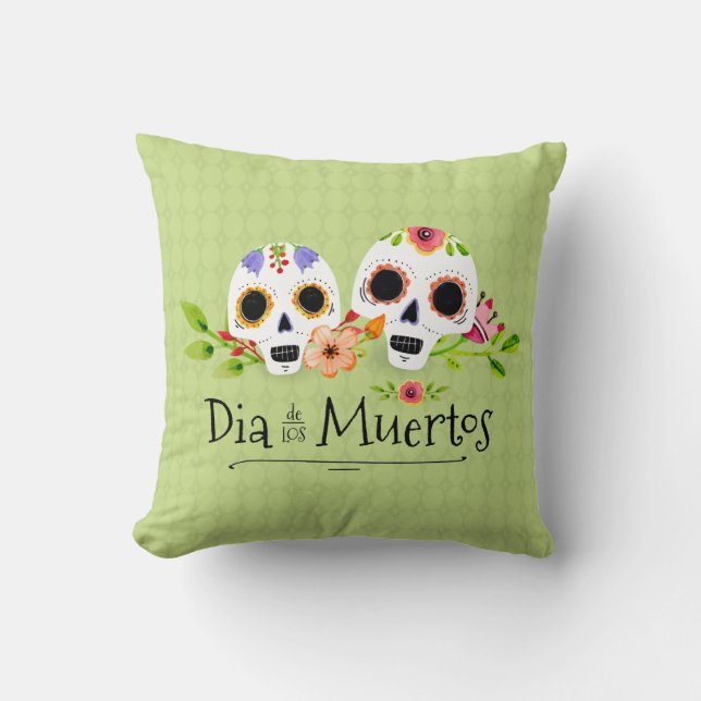 Floral Sugar Skulls Dia de Muertos | Throw Pillow (Front)
