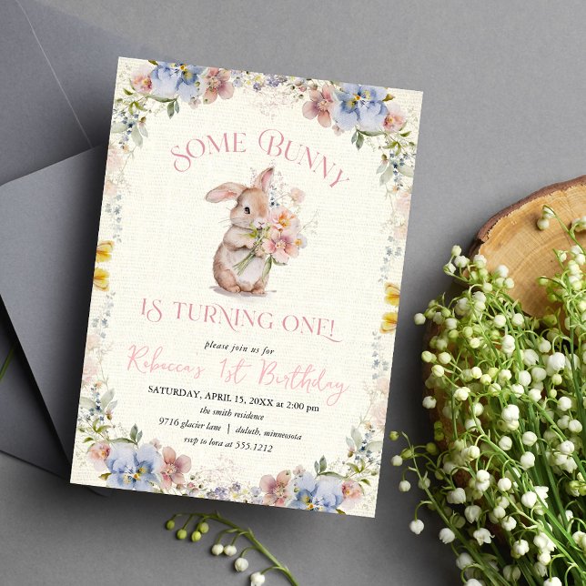 Floral Sweet Petit Lapin 1er Invitation Anniversai (Floral Sweet Little Bunny 1st Birthday Invitation)