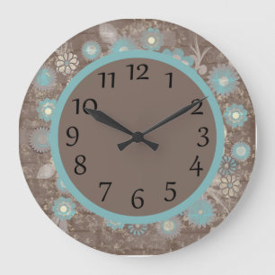 Flore turquoise et blanche sur horloge Brown mural