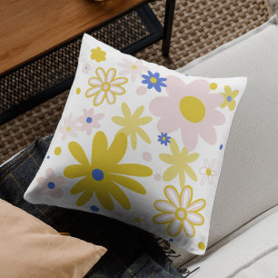 Flores amarillas brillantes throw pillow