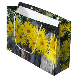 Flores en mi hierbas " flowers in my weeds " large gift bag