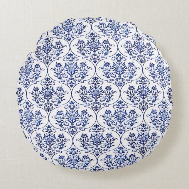 Flourish Damask Pattern - blue Round Pillow (Front)