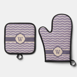 Flourished Zigzag Oven Mitt & Pot Holder Set