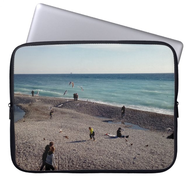 Flow motion laptop sleeve (Front)