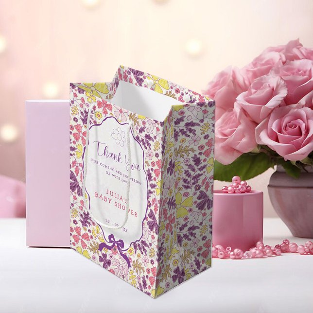 Flower Baby Medium Gift Bag (Creator Uploaded)