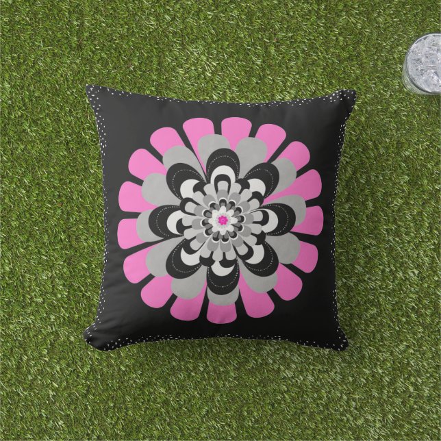 Flower Bloom Blush Throw Pillow (Grass)