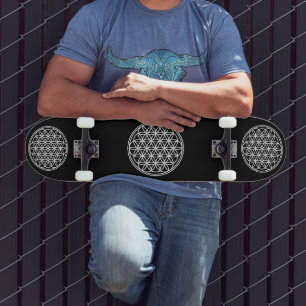 FLOWER OF LIFE - Sacred Geometry Symbol outline 2 Skateboard