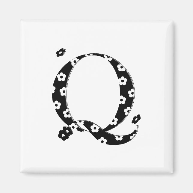 Flower Pattern Letter Q Magnet (Front)