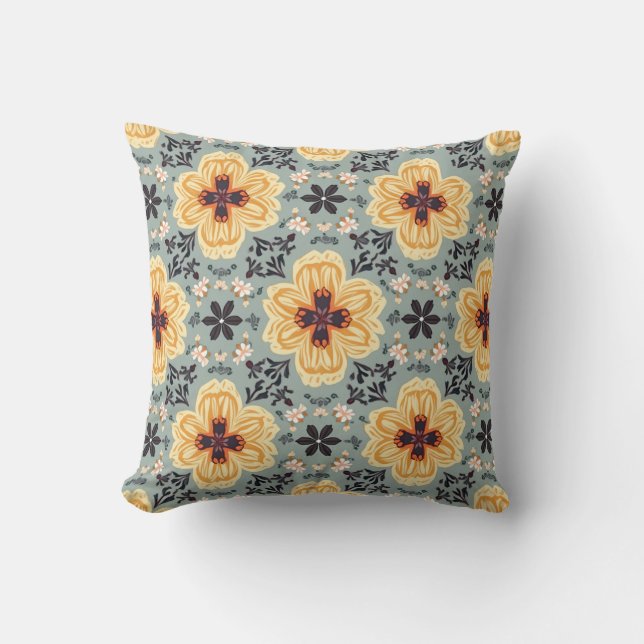 Flower pattern throw pillow (Front)