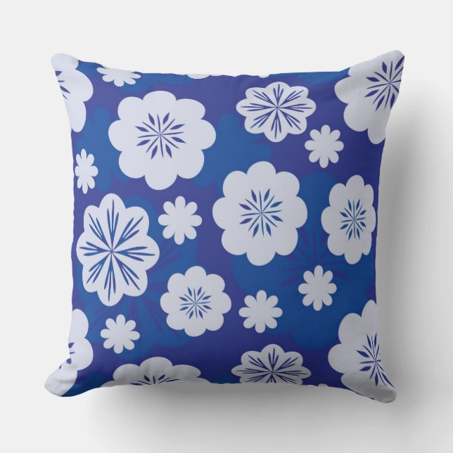 flower pattern throw pillow (Front)