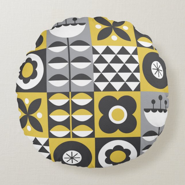 Flower seamless pattern design. Scandinavian style Round Pillow (Front)
