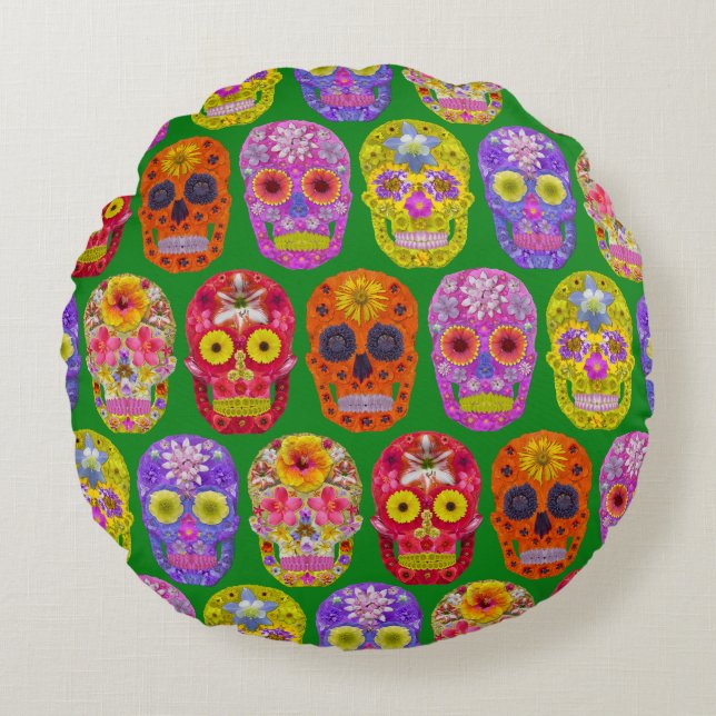 Flower Skulls Seamless Pattern 2018 Round Pillow (Front)