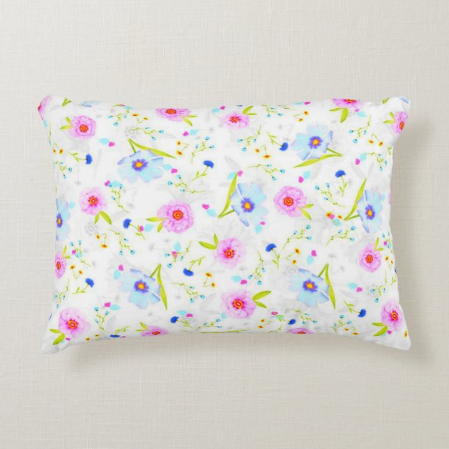 Flowered throw pillow. accent pillow (Front)